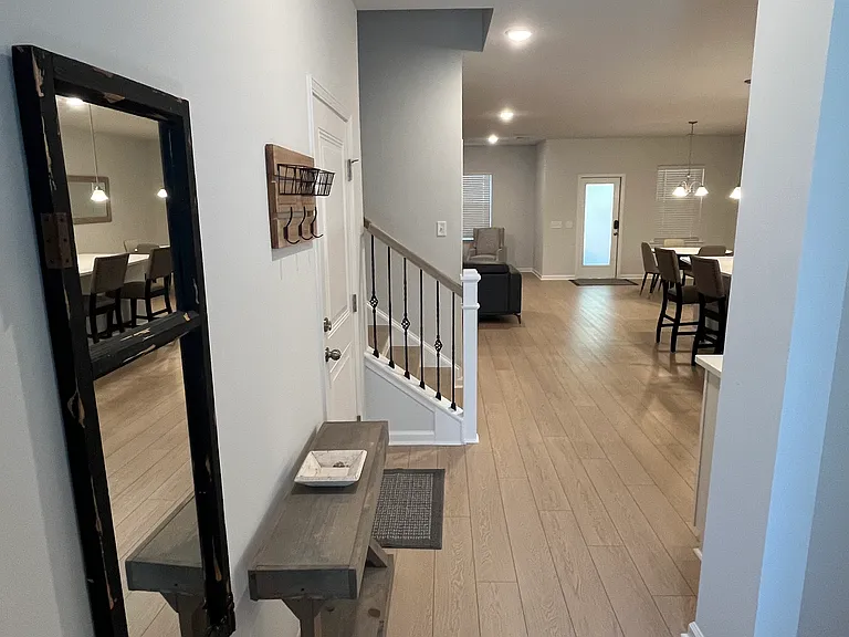 3093 Grinnell St — Photo 3