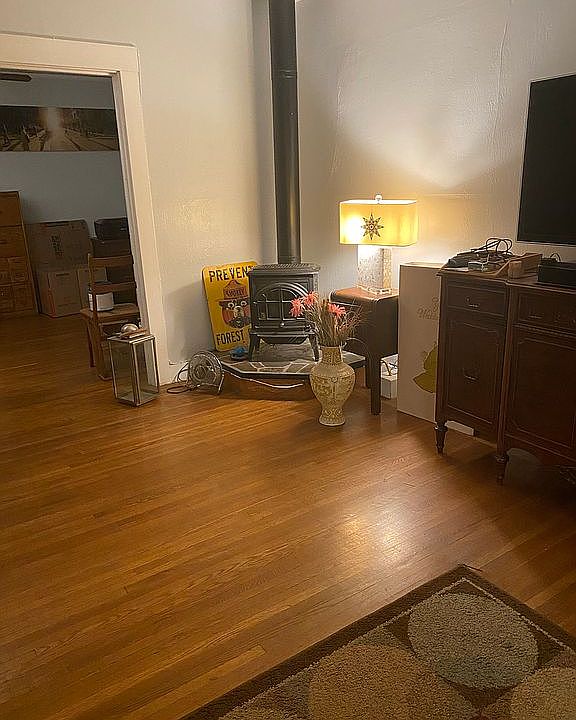 654 Edwards St Crockett CA Zillow