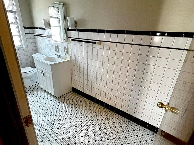 39 N Kitley Ave — Photo 17