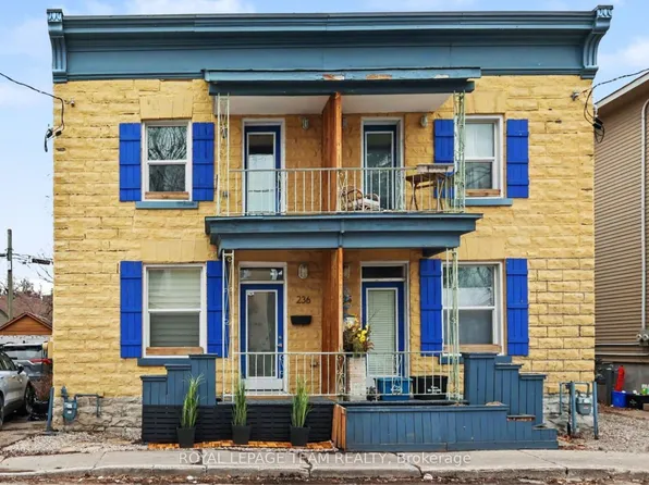 236 Emond St, Ottawa, ON K1L 7R8