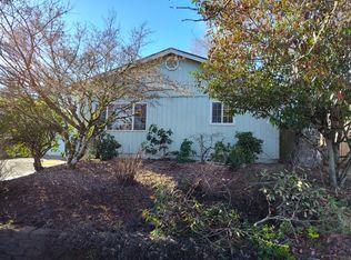 5465 Red Leaf Dr S, Salem, OR