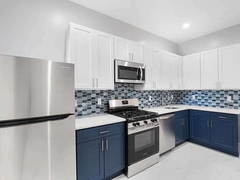 2769 John F Kennedy Blvd #1 — Photo 1