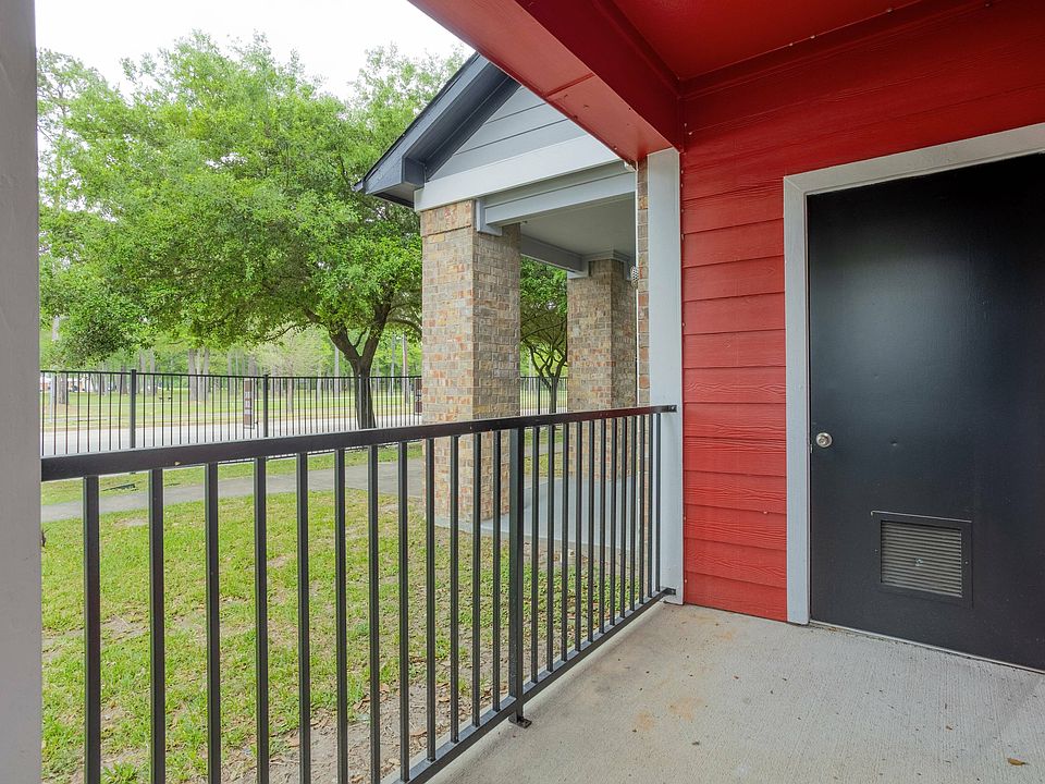 njoy Scenic Balcony Views at North Forest Trails _ Houston Apartments