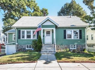 19 Libbey St, West Roxbury, MA 02132