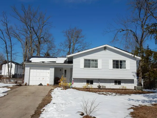 4 Kohomo Ave, Sicklerville, NJ 08081