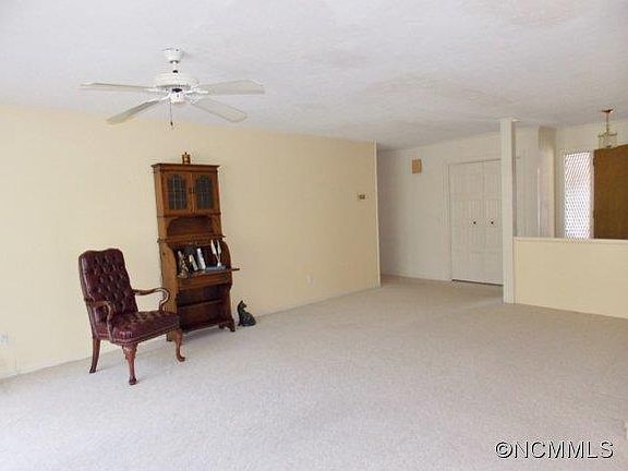 3rd image of 88 Unit 9 Laurelwood