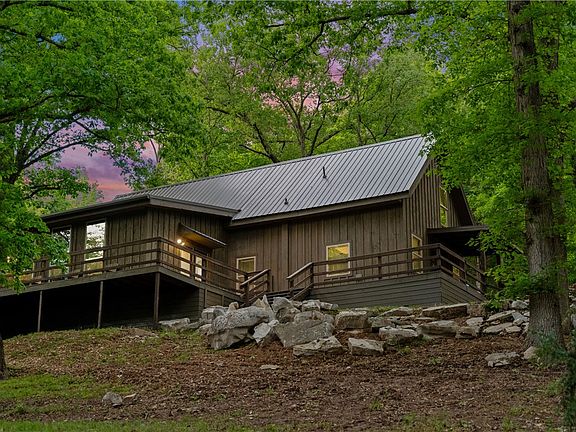 2nd image of 3931 Zack Rd