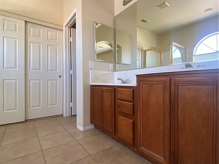 5980 Fidenza Ave — Photo 35