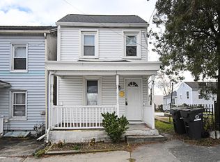 2 E High St, Phoenixville, PA 19460
