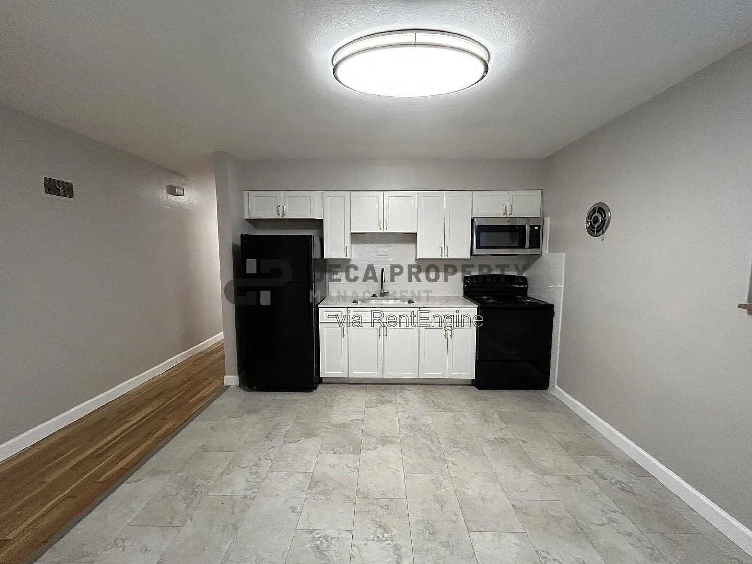 1 bed, 1.0 bath, $995 — Photo 4