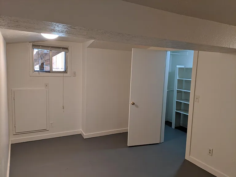 1311 NE Schuyler St #3-1 — Photo 6