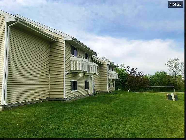 43 E Monroe Ave — Photo 3