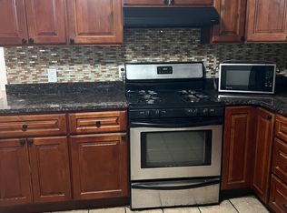 1051 Franklin Ave #1, Valley Stream, NY 11580