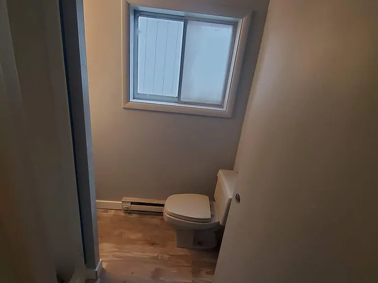 305 W Main St — Photo 15