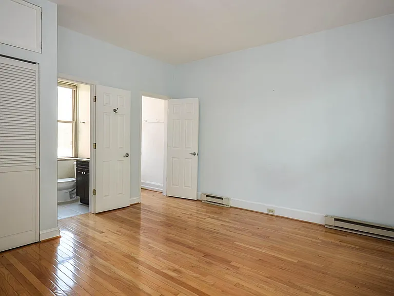 2010 Kalorama Rd NW #501 — Photo 10