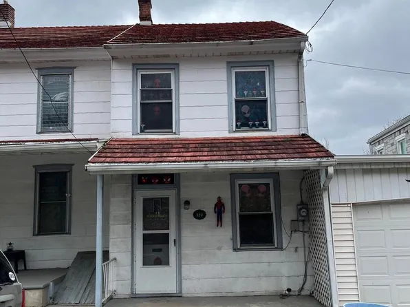 320 Port Clinton Ave, Hamburg, PA 19526