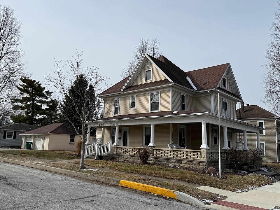 1st image of 239 E Main St