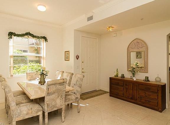 4th image of 5936 Tarpon Gardens Cir APT 102