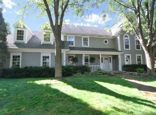 1110 Brighton Dr, Wheaton, IL