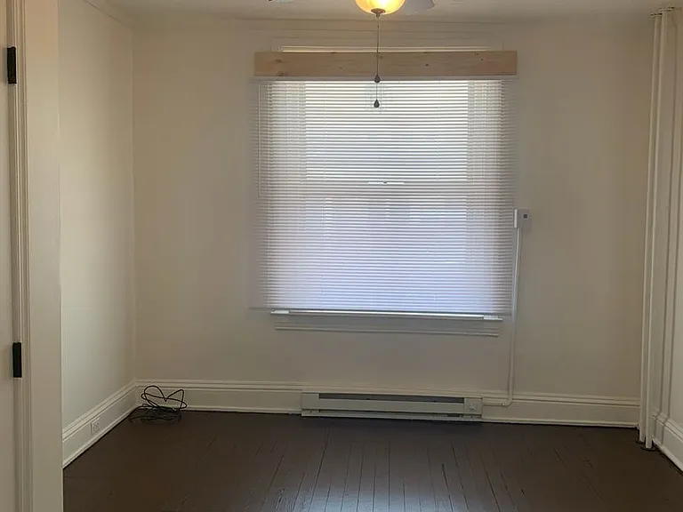 1127 W Poplar St #1 — Photo 12