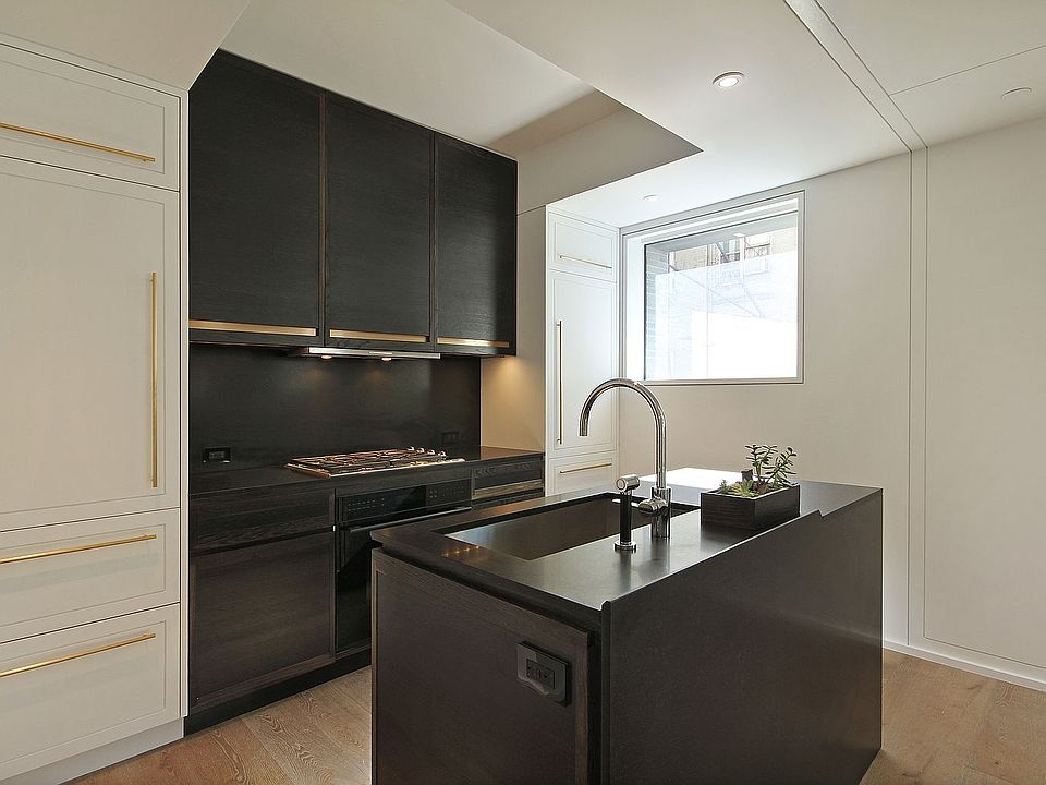 1st image of 345 W 14th St APT 6B