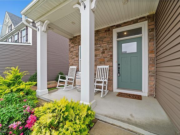 3rd image of 6057 Covey Dr