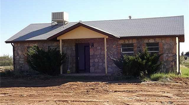 1st image of 721 El Paseo Dr