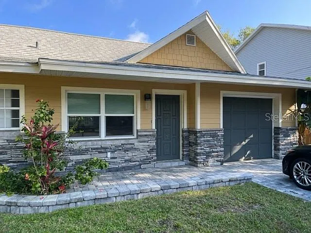 2 bed, 2.0 bath, 1086 sqft, $2,250 — Photo 2