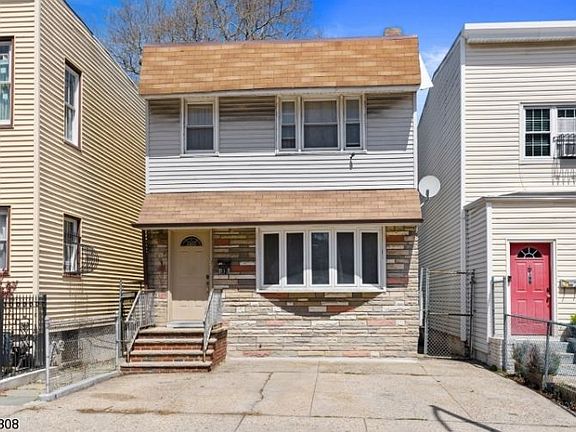 3rd image of 312 Fairmount Ave
