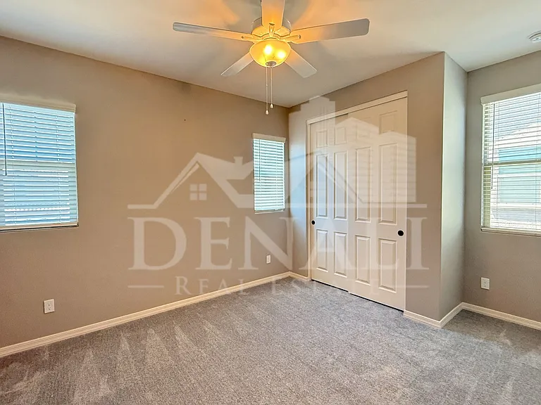 15068 W Pierce St — Photo 23