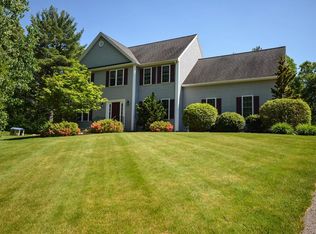 572 Mendon Rd, Sutton, MA 01590