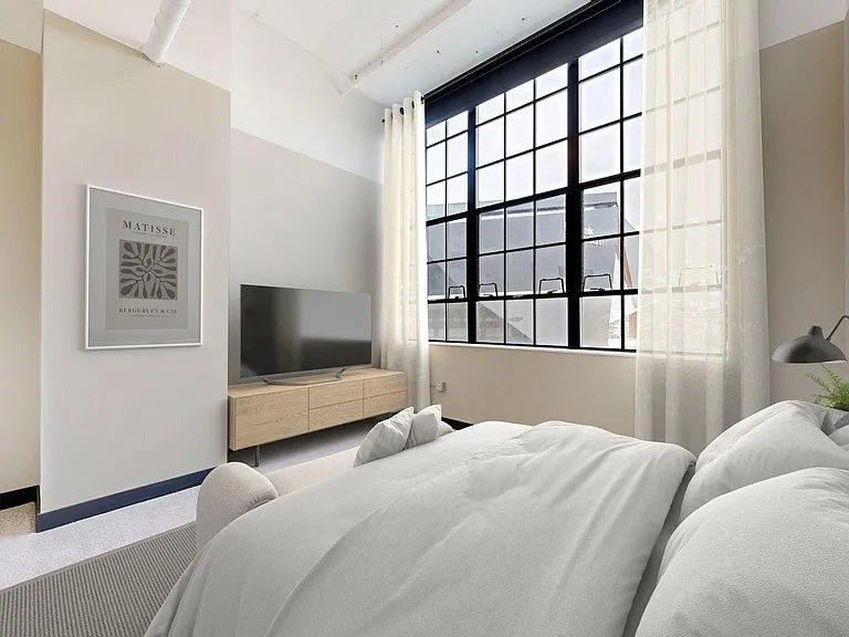 1010 Lofts — Photo 3