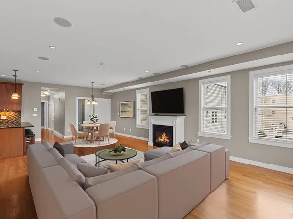 26 Mount Vernon St #2, Boston, MA 02125