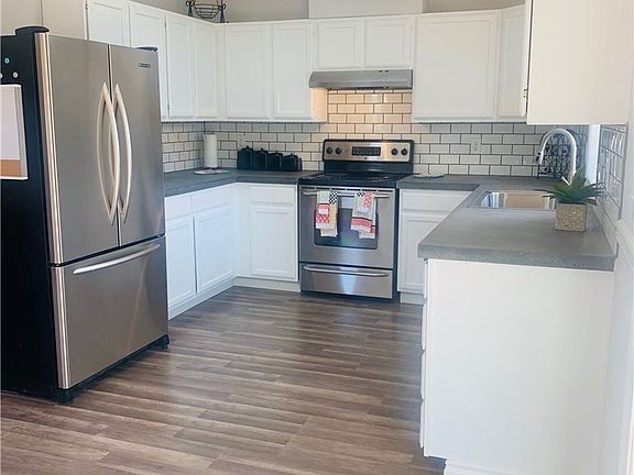 5th image of 10214 C St E