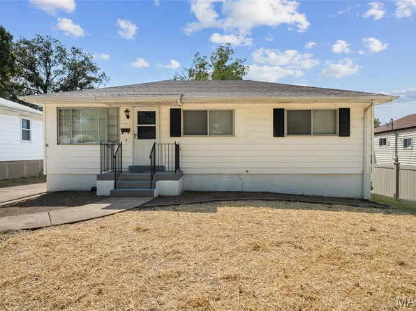 9140 Arvin Pl, Saint Louis, MO 63123