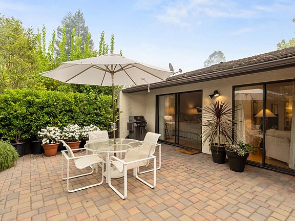 3rd image of 2357 Sharon Oaks Dr