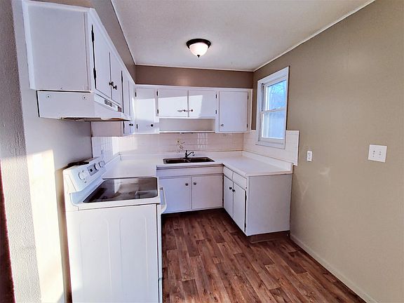 4th image of 3304 N Osage St