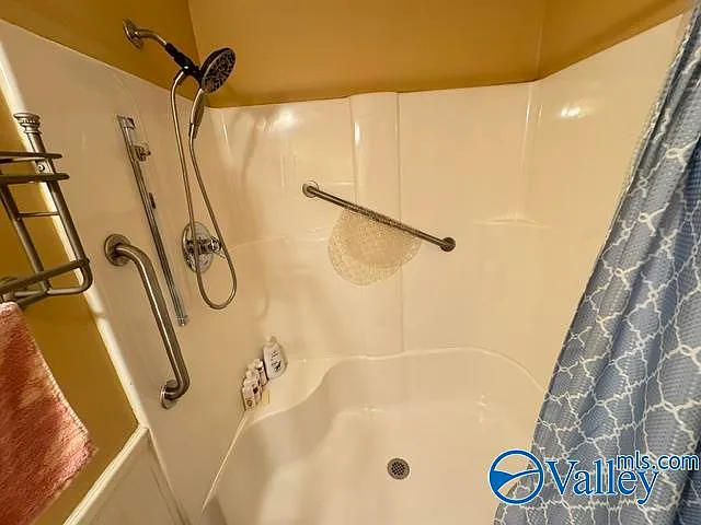 7403 Wall Triana Hwy — Photo 29