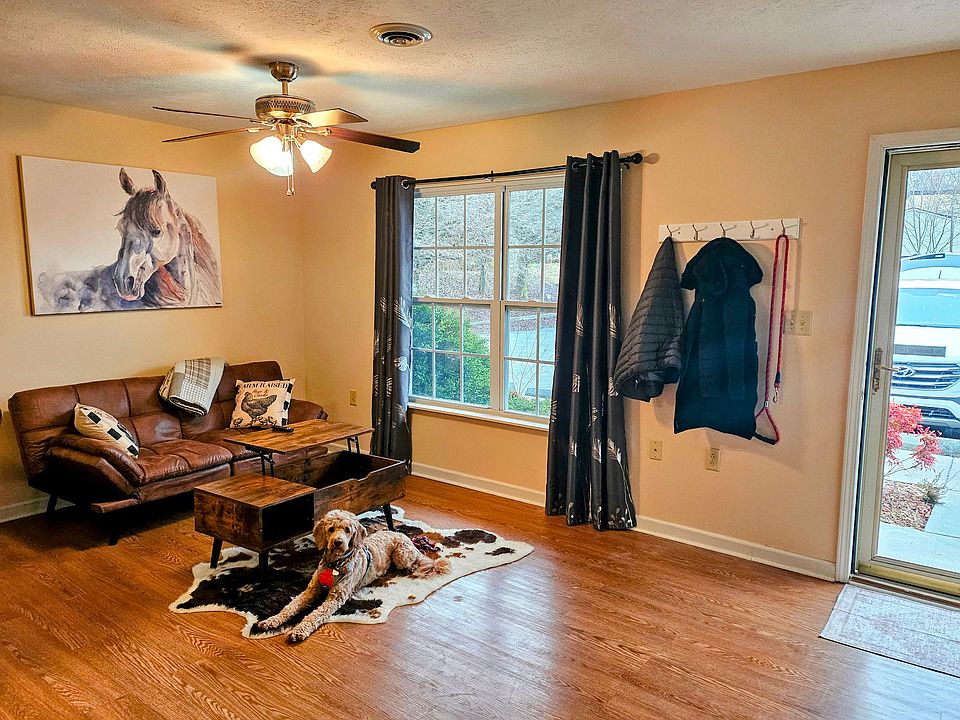 1st image of 2525 Reeds Chapel Rd #5