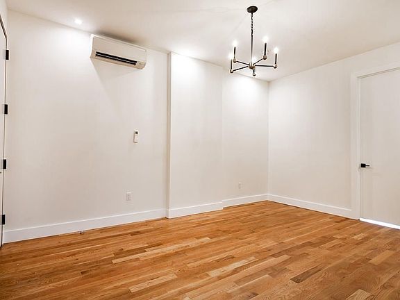 5th image of 1772 Bergen St Floor 3