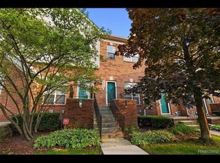 2928 Prince Hall Dr UNIT 4, Detroit, MI 48207