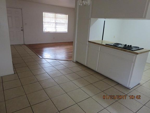 4th image of 5711 Lejeune Dr
