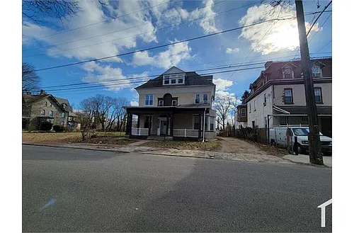 232 E Wister St Photo 1