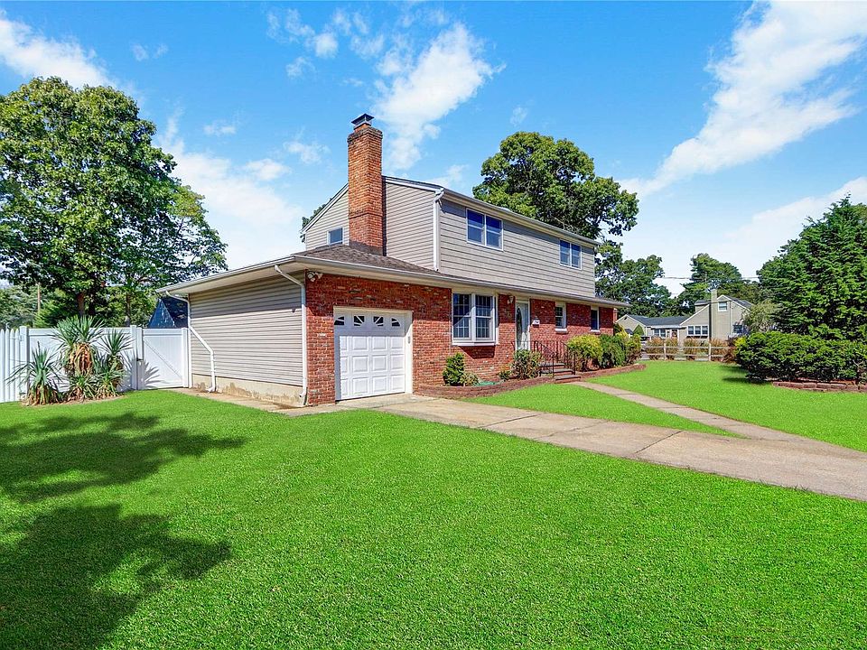 Houses For Sale Oak Neck Road West Islip at Marilyn Eldridge blog