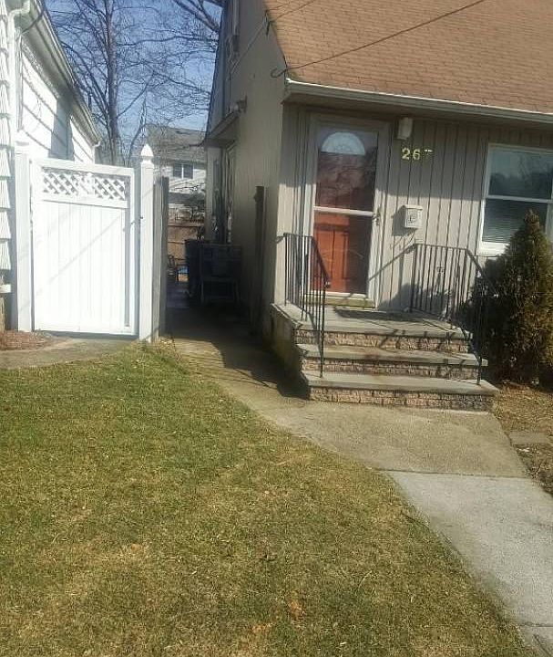 2nd image of 267 Starke Ave