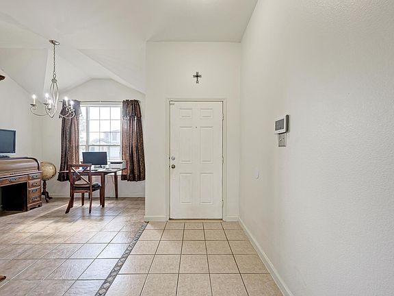 5th image of 104 Edison Dr