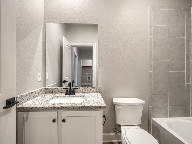 909 Emerson Dr — Photo 22