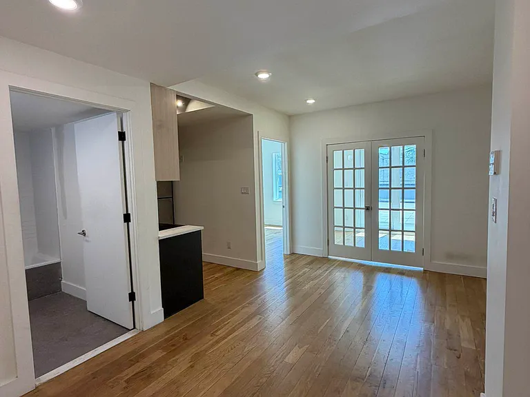 200 Linden Blvd #2A — Photo 6