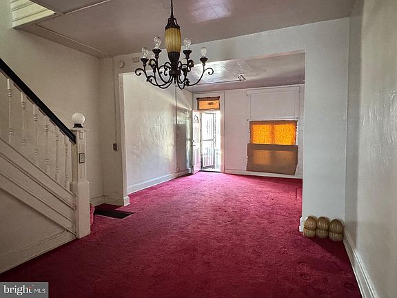 4th image of 1713 Darley Ave