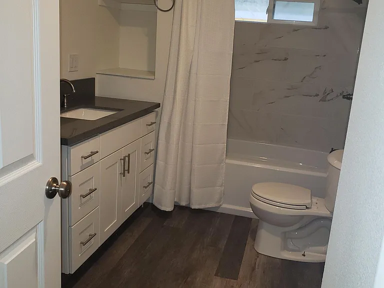12726 SE Oatfield Rd — Photo 3